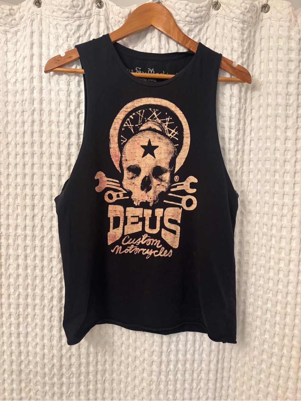 Black Muscle Tee with Distressed Skull Graphic